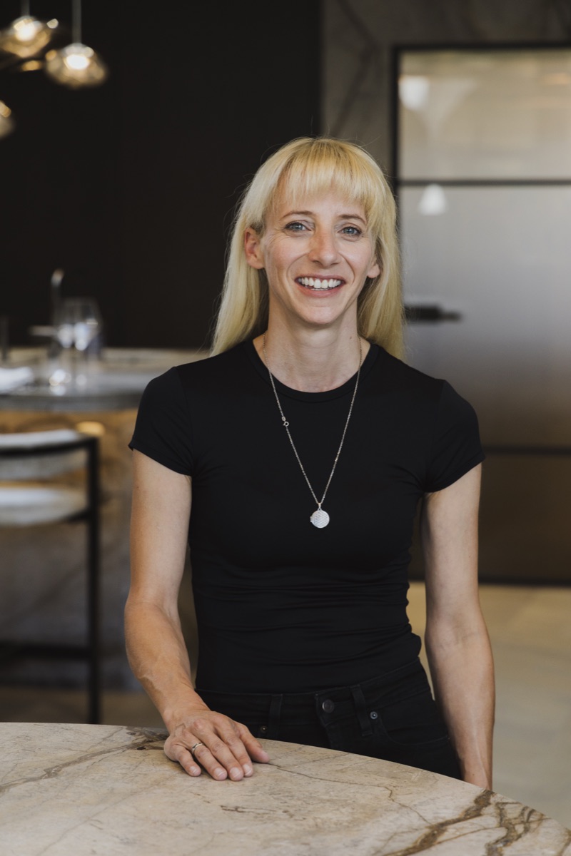 Porträt von Claudia Ebster, Planung und Projektleitung bei Wohnfloor